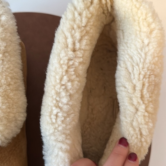 Ugg Grand Down Under Ankle Boots - Picture 5 of 9